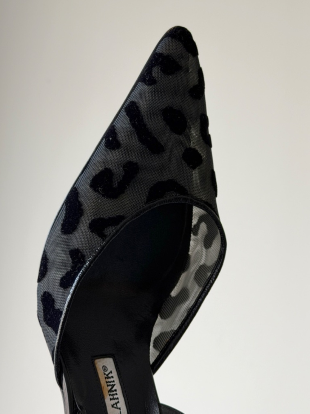 Vintage Manolo Blahnik black leopard mesh slingback, IT 39, approx. US 8.5–9 - Picture 9 of 12